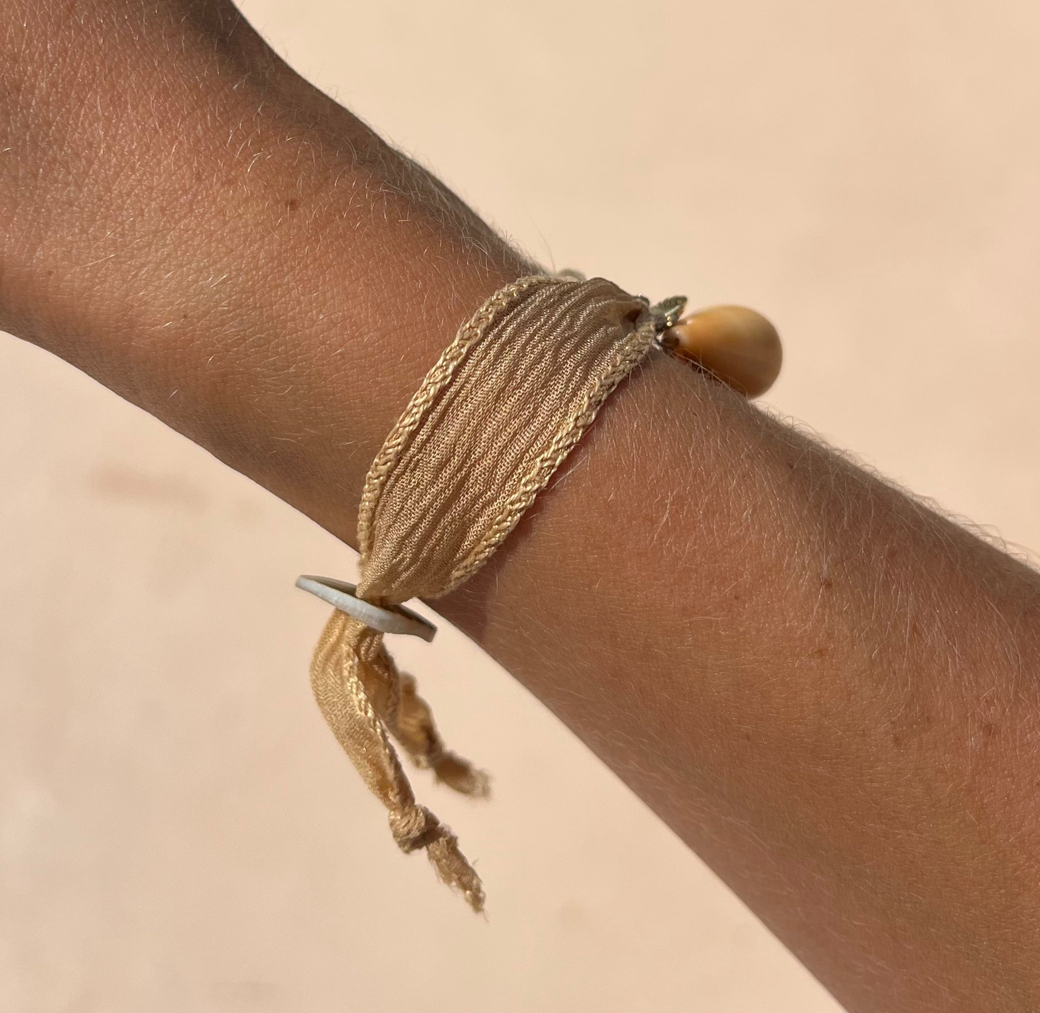 Bracelet Soie et Coquillage
