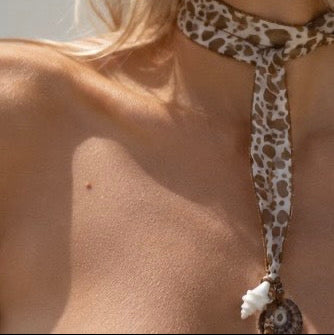 Collier écharpe Soie et Coquillages